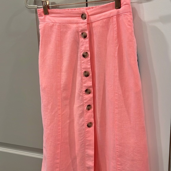 NWT: Universal Thread Pink Parasol Midi Skirt - Picture 2 of 6